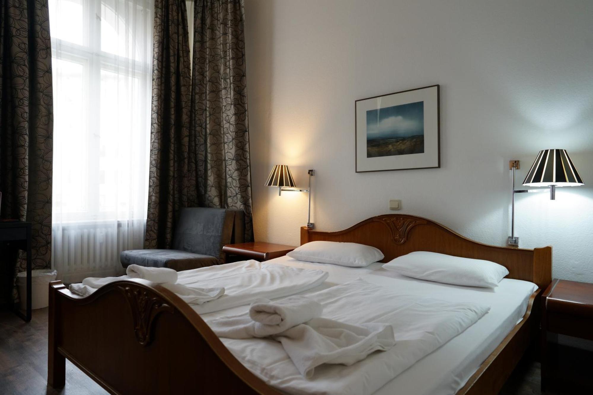 Hotel Pension Xantener Eck Berlin Eksteriør bilde