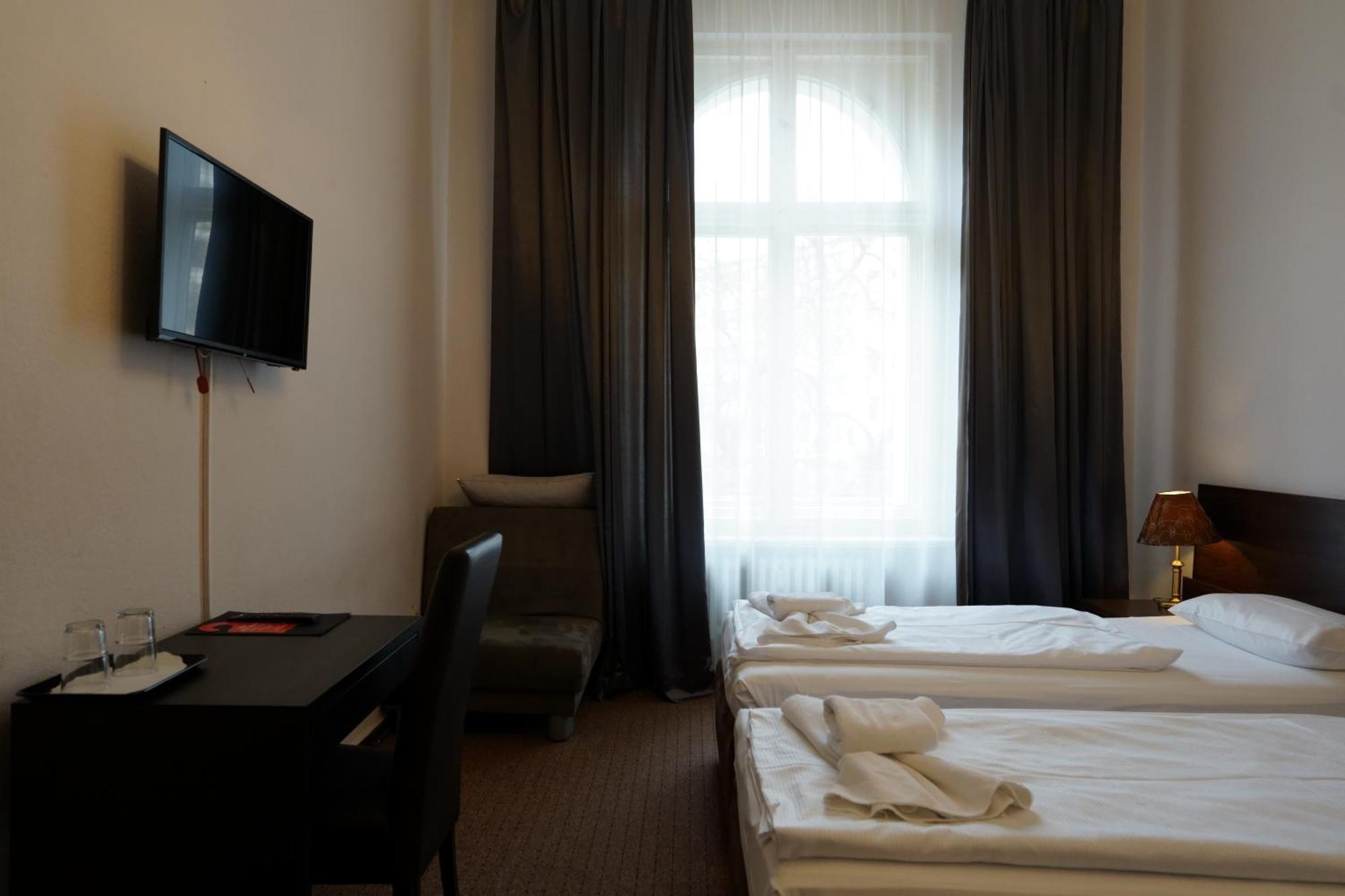 Hotel Pension Xantener Eck Berlin Eksteriør bilde