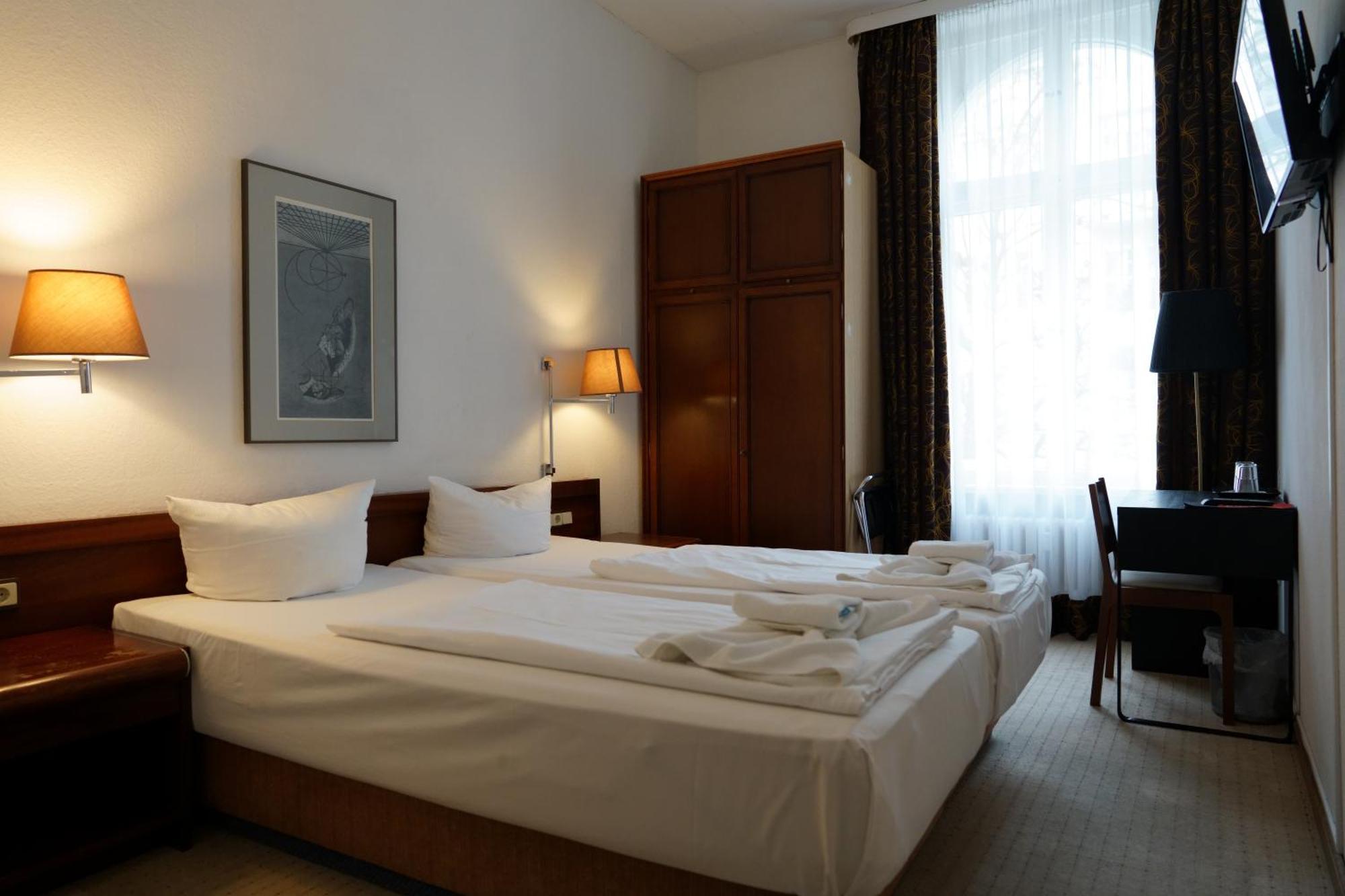 Hotel Pension Xantener Eck Berlin Eksteriør bilde