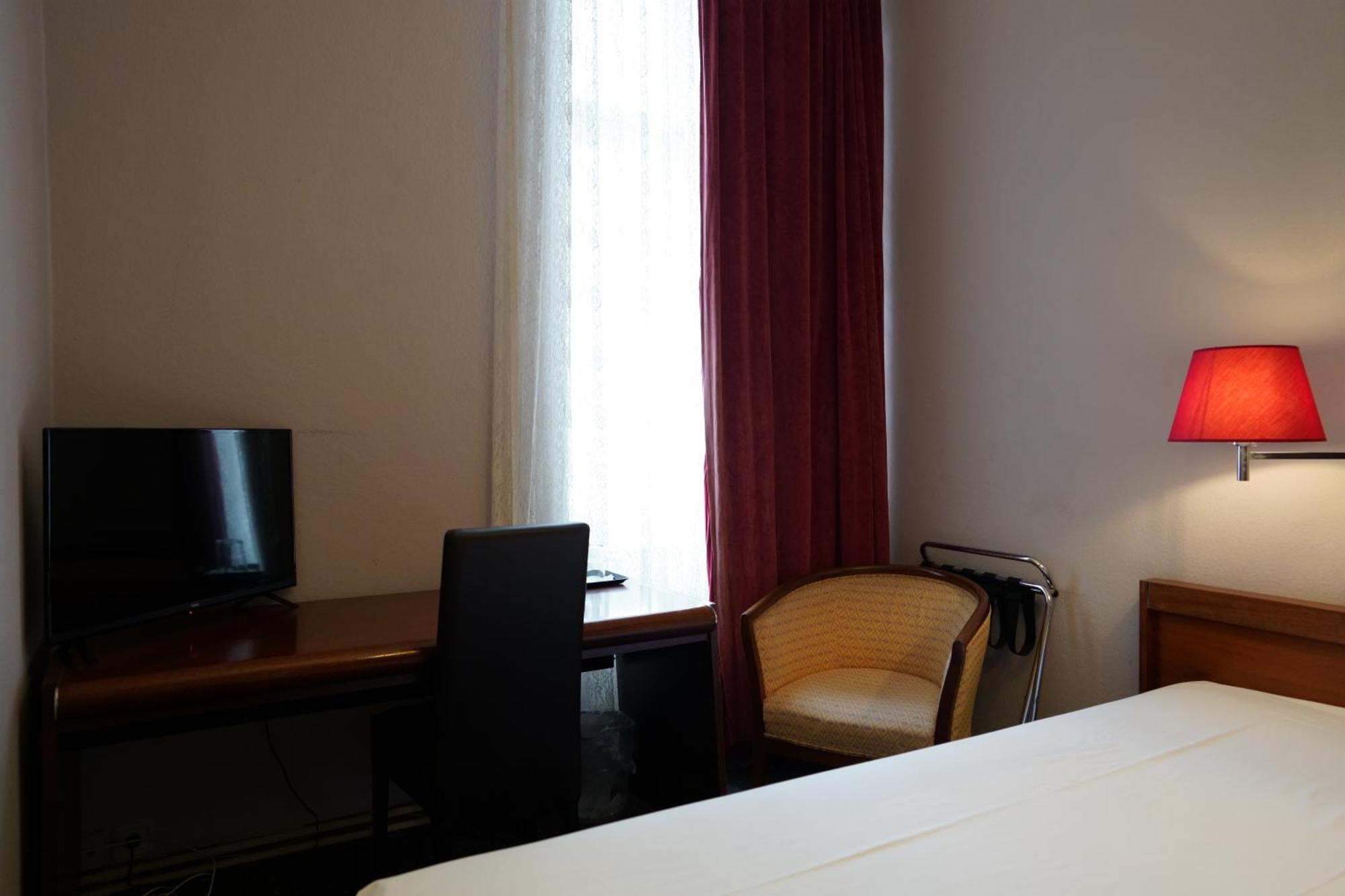 Hotel Pension Xantener Eck Berlin Eksteriør bilde